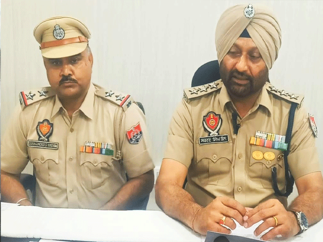 ਲੁੱਟਾਂ-ਖੋਹਾਂ ਅਤੇ ਚੋਰੀ ਦੀਆਂ ਘਟਨਾਵਾਂ ਨੂੰ ਅੰਜਾਮ ਦੇਣ ਵਾਲੇ ਅੰਤਰ ਜ਼ਿਲ੍ਹਾ ਗਿਰੋਹ ਦਾ ਪਰਦਾਫਾਸ਼