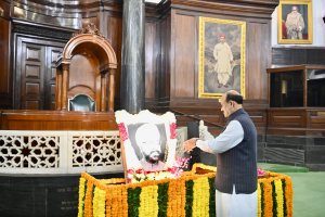ਲੋਕ ਸਭਾ ਸਪੀਕਰ ਓਮ ਬਿਰਲਾ ਵਲੋਂ ਡਾ. ਜੀ.ਐਸ. ਢਿੱਲੋਂ ਨੂੰ ਜਨਮ ਦਿਨ 'ਤੇ ਸ਼ਰਧਾਂਜਲੀ ਦਿੱਤੀ ਗਈ