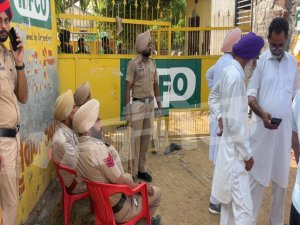 ਵਿਰੋਧੀ ਧਿਰ ਦੇ ਦੋ ਉਮੀਦਵਾਰ ਚੁੱਕੇ ਜਾਣ ਕਾਰਨ ਕੋਆਪਰੇਟਿਵ ਸੁਸਾਇਟੀ ਦੀ ਚੋਣ ਬਣੀ ਤਣਾਅ-ਪੂਰਨ