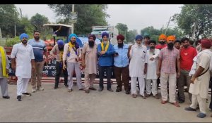 ਬੰਦੀ ਸਿੰਘਾਂ ਦੀ ਰਿਹਾਈ ਲਈ ਹਰਿਆਣਾ ਨੂੰ ਜੋੜਨ ਵਾਲਾ  ਡੇਰਾਬੱਸੀ-ਬਰਵਾਲਾ ਮਾਰਗ ’ਤੇ ਲਾਇਆ ਜਾਮ
