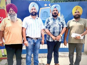 ਕੱਲ੍ਹ ਦੇ ਮਹਾਂਬੰਦ ਵਿਚ ਅਧਿਆਪਕ ਸਮੂਹਿਕ ਛੁੱਟੀ ਲੈ ਕੇ ਹੋਣਗੇ ਸ਼ਾਮਿਲ, ਅਧਿਆਪਕ ਜਥੇਬੰਦੀਆਂ ਨੇ ਕੀਤਾ ਐਲਾਨ - ਪੰਨੂੰ/ਰਿਆੜ