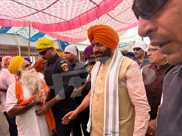 ਮੁੱਖ ਮੰਤਰੀ ਨਾਇਬ ਸਿੰਘ ਸੈਣੀ ਗੁਰਦੁਆਰਾ ਬਾਬਾ ਬਕਾਲਾ ਸਾਹਿਬ ਵਿਖੇ ਨਤਮਸਤਕ