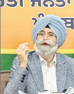 ਸੱਜਣ ਕੁਮਾਰ ਦੀ ਸ਼ੋਕ ਸਭਾ ’ਚ ‘ਆਪ’ ਵਿਧਾਇਕ ਦੀ ਸ਼ਮੂਲੀਅਤ ਨੇ ਪਾਰਟੀ ’ਤੇ ਖੜ੍ਹੇ ਕੀਤੇ ਸਵਾਲ–ਐਡ. ਫ਼ੂਲਕਾ