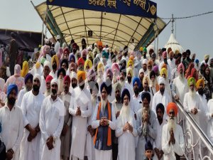 ਗੋਬਿੰਦ ਸਿੰਘ ਲੌਂਗੋਵਾਲ,ਪਰਮਿੰਦਰ ਸਿੰਘ ਢੀਂਡਸਾ ਅਤੇ ਹੋਰ ਆਗੂਆਂ ਨੇ ਤਖ਼ਤ ਸ੍ਰੀ ਦਮਦਮਾ ਸਾਹਿਬ ਵਿਖੇ ਕੀਤੀ ਅਰਦਾਸ