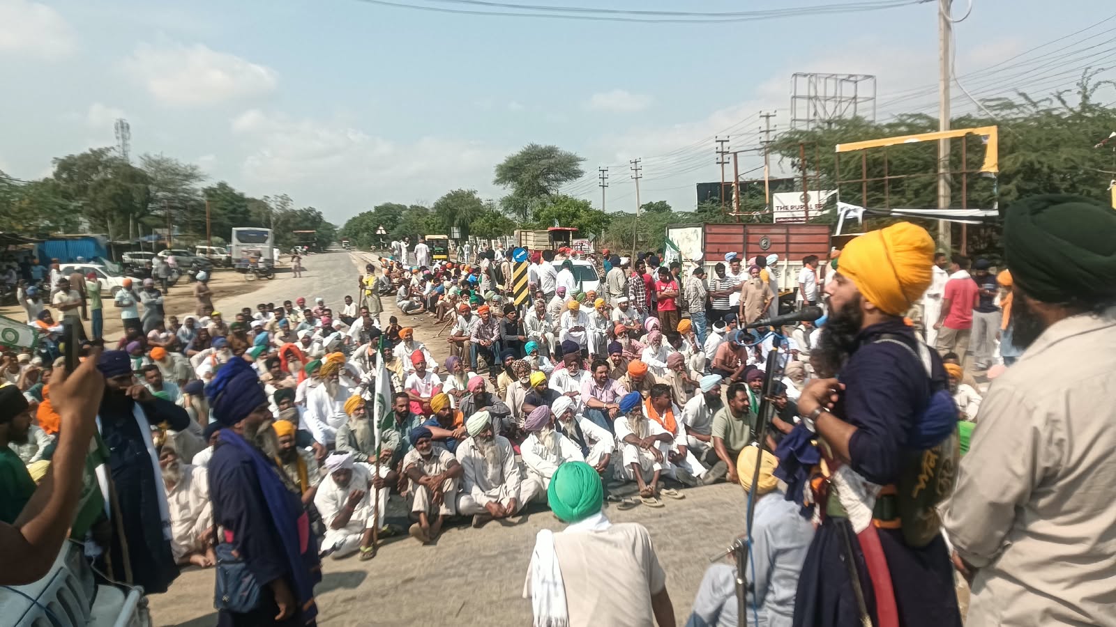 ਪੰਜਾਬ ਬੰਦ ਦੇ ਚਲਦਿਆਂ ਮੌੜ ਮੰਡੀ ਦਾ ਰਾਮਨਗਰ ਚੌਂਕ ਜਾਮ
