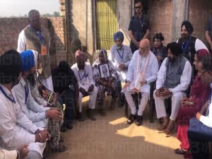 ਗੁਲਜ਼ਾਰ ਸਿੰਘ ਦੇ ਪਰਿਵਾਰ ਨੂੰ ਮਿਲੇ ਅਮਿਤ ਸ਼ਾਹ