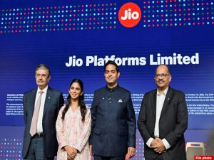 Jio Platforms IPO ਨੇ ਰਚਿਆ ਇਤਿਹਾਸ: 1 ਕਰੋੜ ਤੋਂ ਵੱਧ ਅਰਜ਼ੀਆਂ ਪ੍ਰਾਪਤ ਕਰਨ ਵਾਲਾ ਪਹਿਲਾ IPO